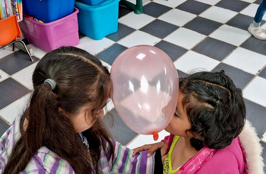 Derechos de Niñas y Niños